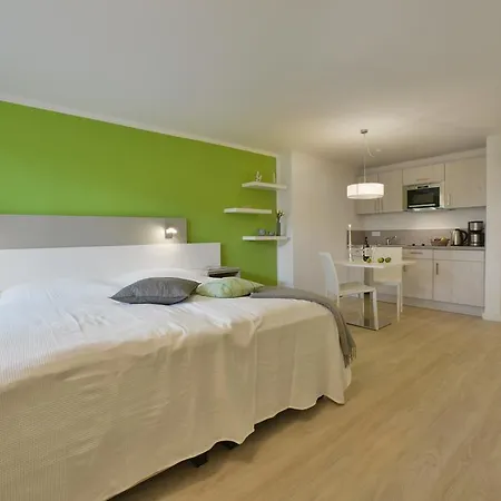 Ferienwohnung Strandkoerbchen Juliusruh Buitenkant foto