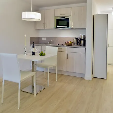 Ferienwohnung Strandkoerbchen Juliusruh Buitenkant foto